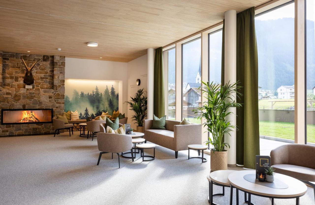 Jufa Hotel Savognin Kültér fotó